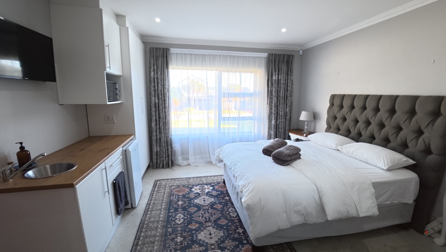 4 Bedroom Property for Sale in Paradise Beach Eastern Cape